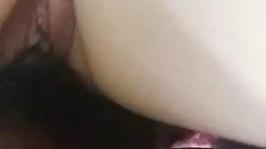 Village bhabhi pussy fucking by local guy at home