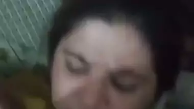 Chubby milf enjoys a young dick in Punjabi porn